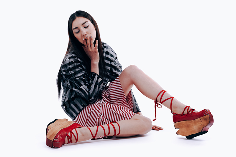 Top: Edeline Lee, Skirt: Paul Smith, Shoes: Natacha Marro.