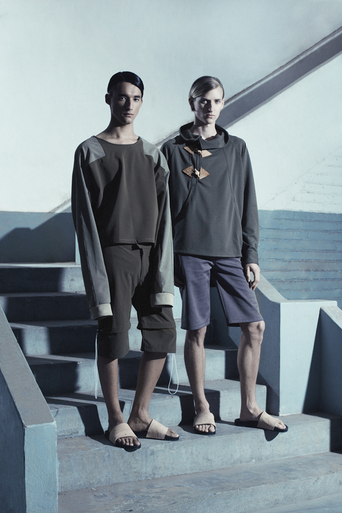 KURT (LEFT) Long sleeve top: Jenevieve Lyons Shorts: Jenevieve Lyons Sandals: Merwe Mode GAVIN (RIGHT) Green jersey : Merwe Mode Shorts: Jenevieve Lyons Sandals : Merwe Mode