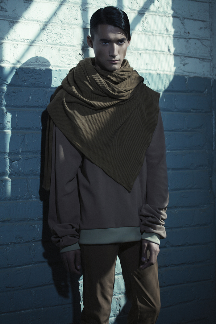 Long sleeved top: Jenevieve Lyons Brown scarf: Merwe Mode