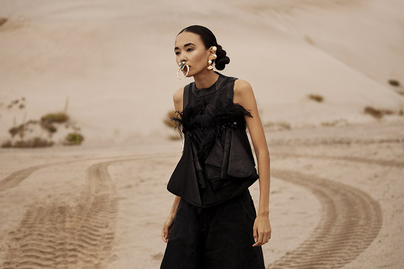 Top: Danny Reinke Skirtpants: Maison Martin Margiela Nosering and Jewellery: Stylists own