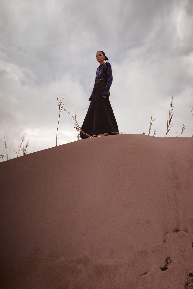 Skirtpants: Maison Martin Margiela, Knitwear: Max Mara Leather Belt: COS