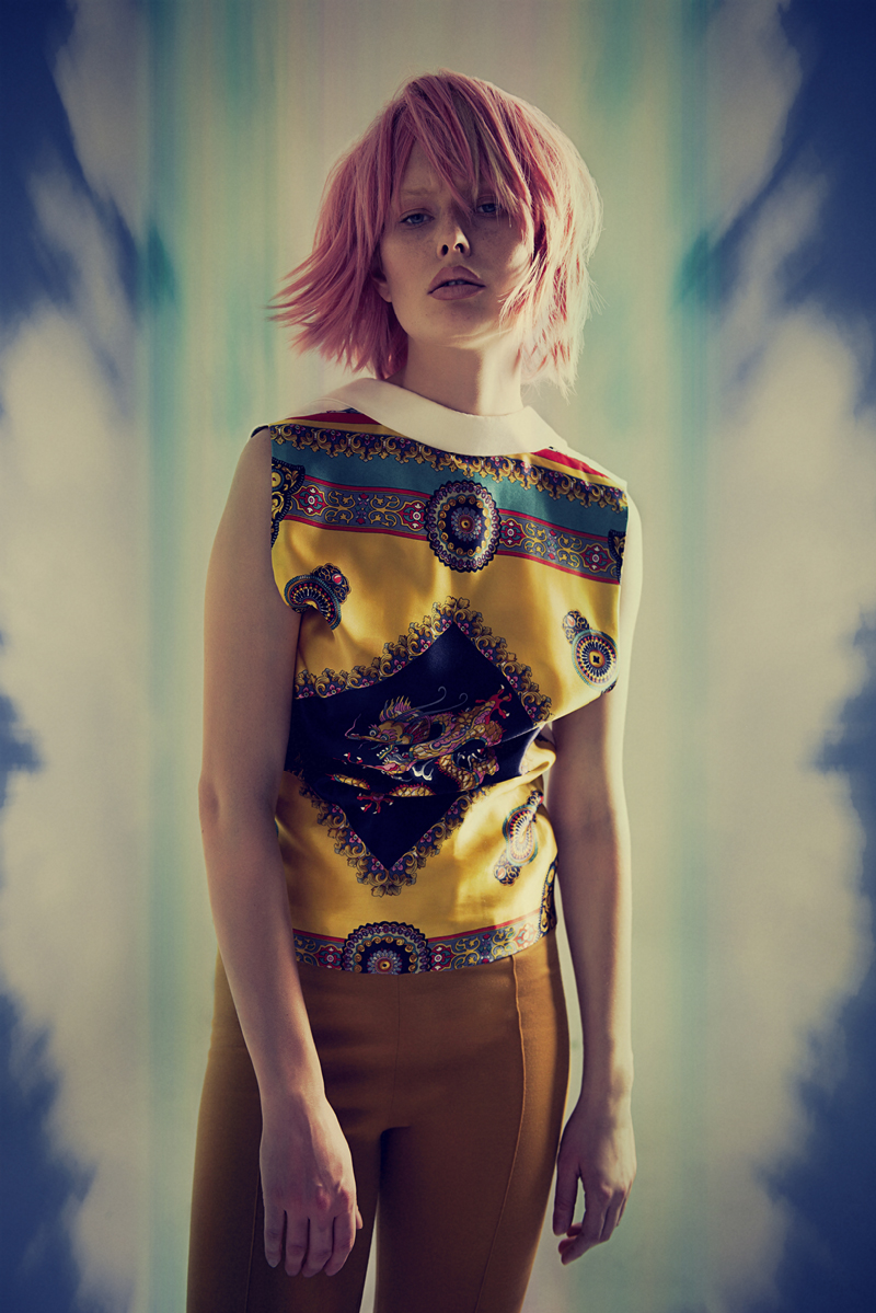 Vest: The Chronicles of Winston Gatsby Leggings: The Para Antique Gold Ponte