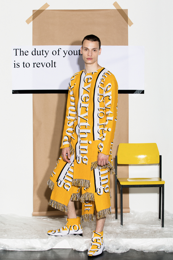 dutyofyouth_stiniroehrs_06